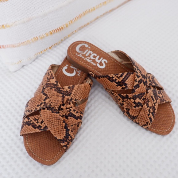Circus by Sam Edelman Shoes - SAM EDELMAN CIRCUS BURNETTE SLIDES NEW